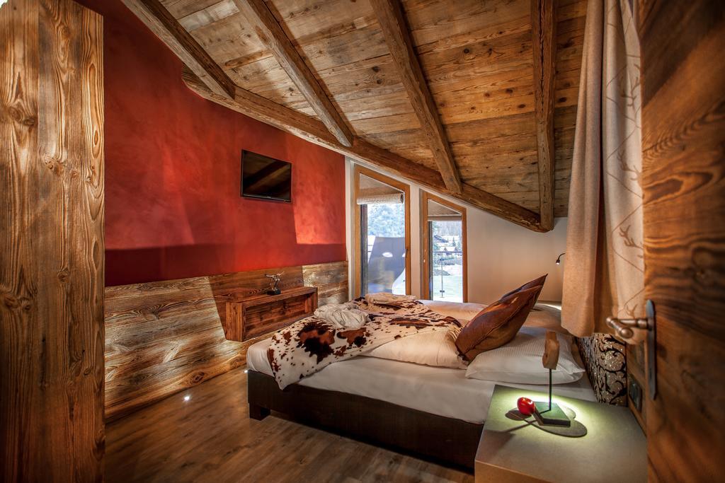 Chalet Stefan - Apartments La Villa  Exteriör bild
