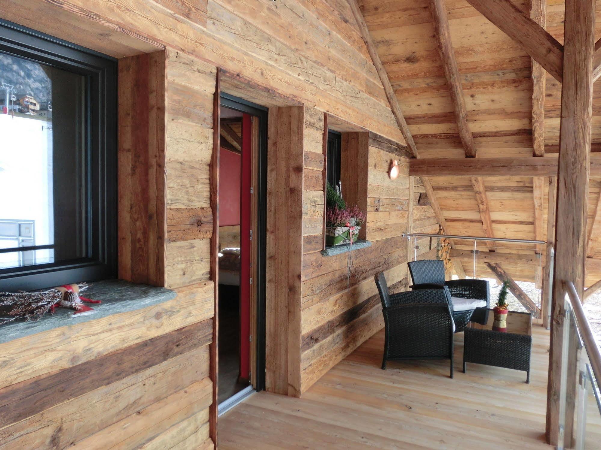 Chalet Stefan - Apartments La Villa  Exteriör bild